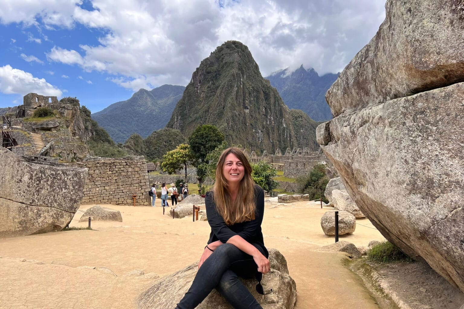 Noelia Espinosa – fundadora de ANBU Viajes, en Perú en 2023 viaje de exploración con ANBU Viajes